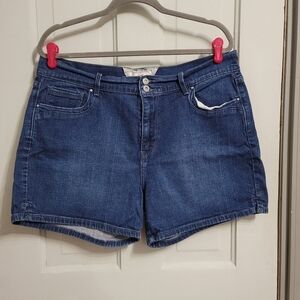 Levi's HIGH RISE WOMEN'S SHORTS MEDIUM WASH